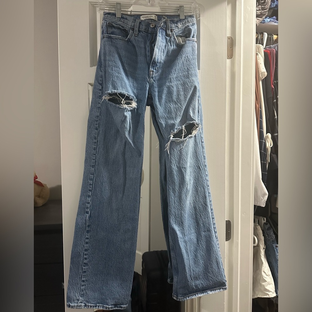 Abercrombie & Fitch high rise 90s relaxed jeans 25R